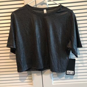 Lululemon to the beat tee NWT